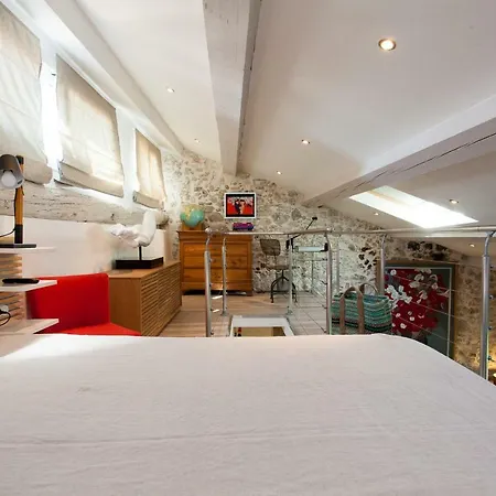 Апартаменти Superbe Loft Vieil