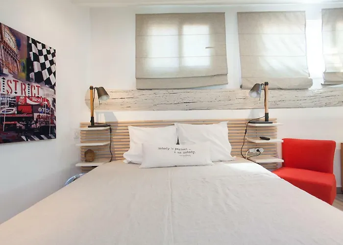 Lägenhet Superbe Loft Vieil Antibes